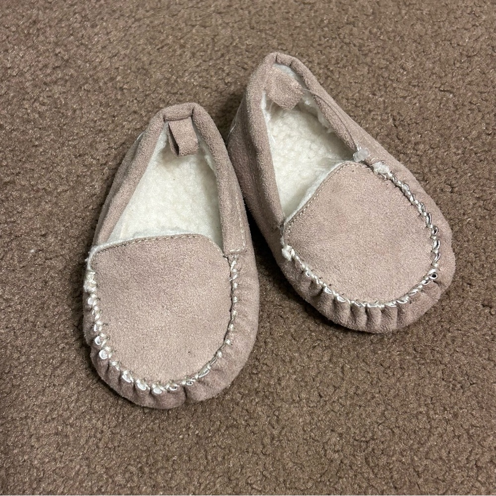 Tan Rising Star Moccasins size 9-12 Months Baby Shoes Furry Lined